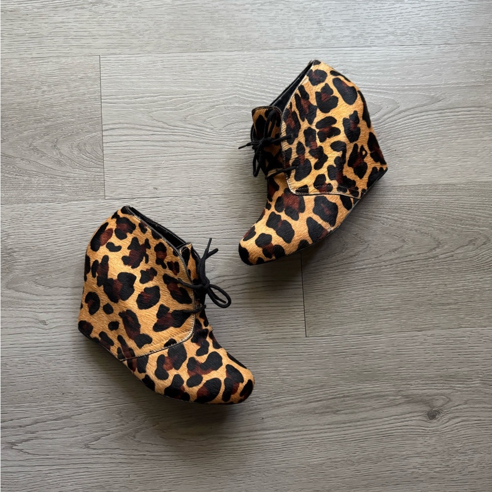 Steve Madden Leopard Print Wedge Heel Lace Up Ankle Boots